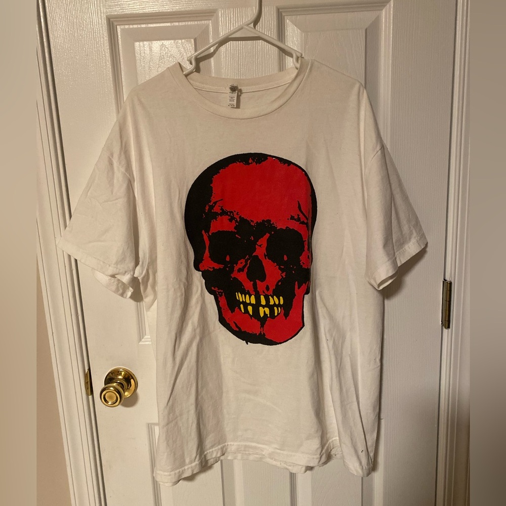 Skull T-shirt
